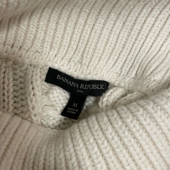 Banana republic sweater - Picture 1 of 9